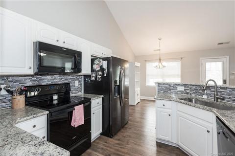 3907 Garrison Ct, Monroe, NC 28110 photo 9