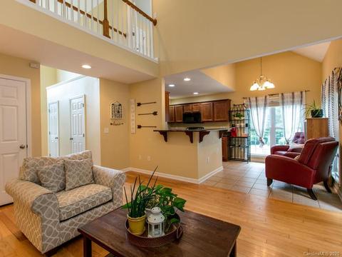 31 Wayward Path, Candler, NC 28715 photo 9