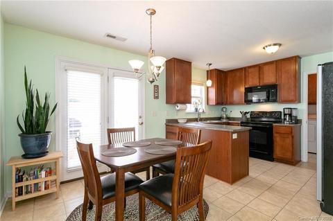 56 Lanceford Cir, Fletcher, NC 28732 photo 6