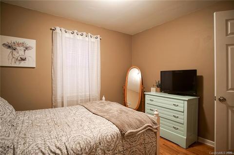 305 Deal Ave, Conover, NC 28613 photo 22