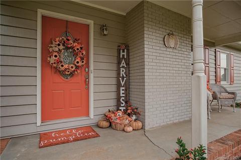 305 Deal Ave, Conover, NC 28613 photo 5