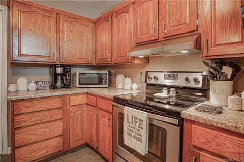 305 Deal Ave, Conover, NC 28613 photo 15