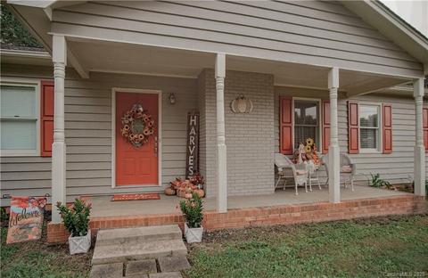 305 Deal Ave, Conover, NC 28613 photo 3