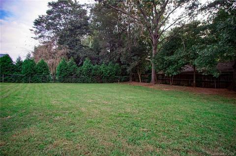 305 Deal Ave, Conover, NC 28613 photo 33