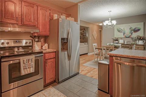 305 Deal Ave, Conover, NC 28613 photo 17