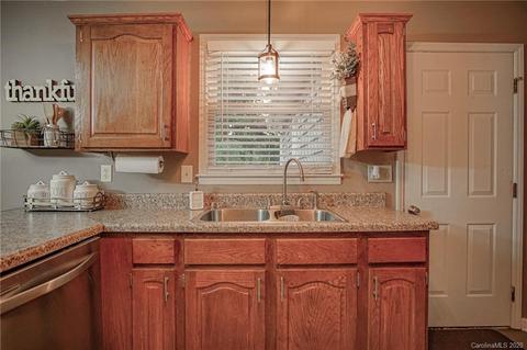 305 Deal Ave, Conover, NC 28613 photo 14