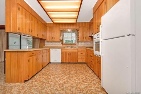787 Gallimore Rd, Brevard, NC 28712 photo 5
