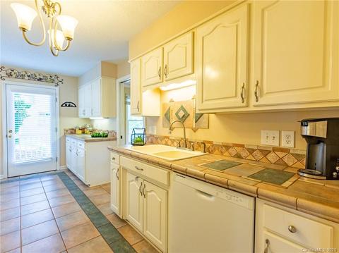 146 Roundstone Rd, Troutman, NC 28166 photo 32