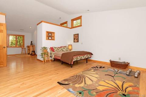 555 Mulberry Cir, Brevard, NC 28712 photo 18