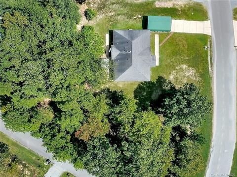 501 Canary Ct, Wingate, NC 28174 photo 3