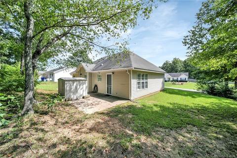 501 Canary Ct, Wingate, NC 28174 photo 6