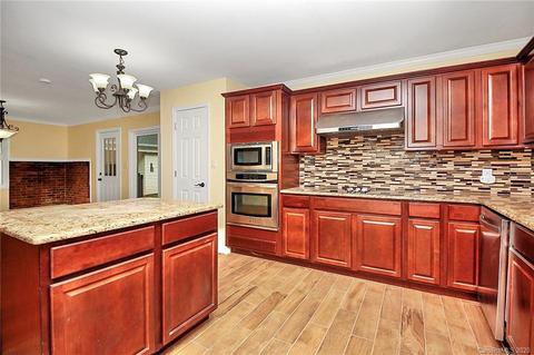 1704 Lake Monroe Dr, Monroe, NC 28112 photo 8