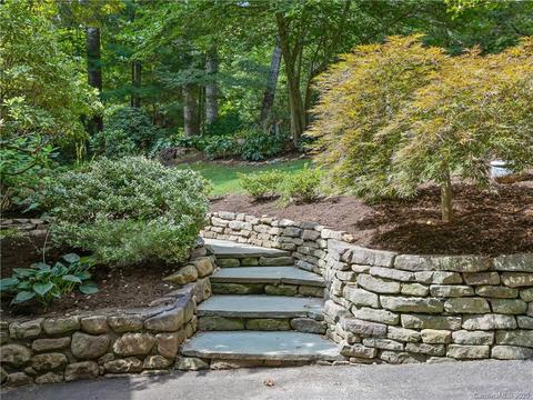 5 Mayfair Pl, Arden, NC 28704 photo 3