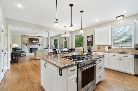 4155 Steve Ikerd Dr NE, Hickory, NC 28601 photo 13