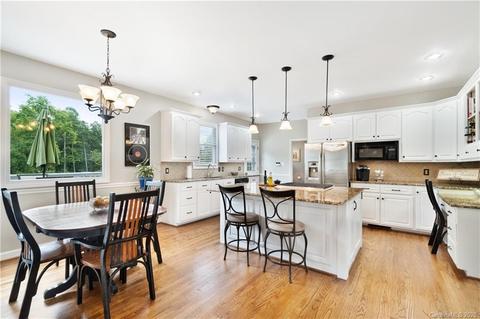 4155 Steve Ikerd Dr NE, Hickory, NC 28601 photo 11