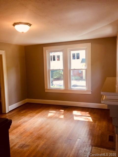 406 4th St NW, Hickory, NC 28601 photo 6