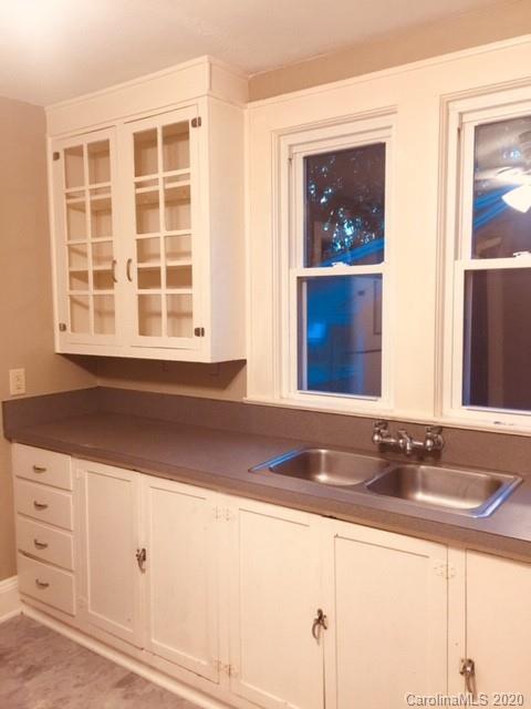 406 4th St NW, Hickory, NC 28601 photo 8