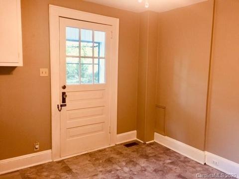 406 4th St NW, Hickory, NC 28601 photo 10