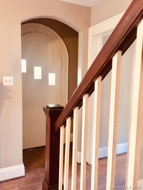 406 4th St NW, Hickory, NC 28601 photo 4