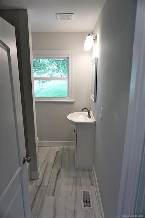 527 Collins St, Kannapolis, NC 28083 photo 15