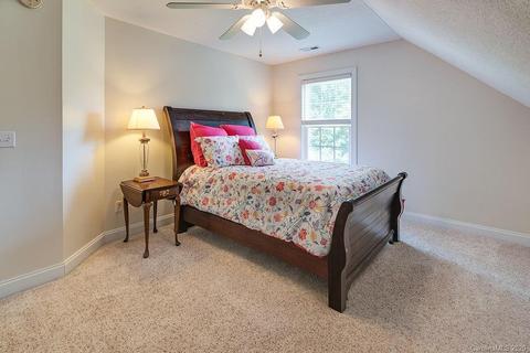 32 Lockes Ln, Candler, NC 28715 photo 25