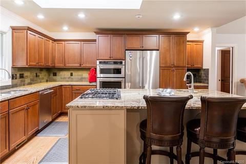 364 Kenmure Dr, Flat Rock, NC 28731 photo 14