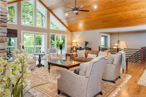 364 Kenmure Dr, Flat Rock, NC 28731 photo 13