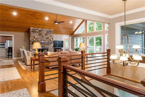 364 Kenmure Dr, Flat Rock, NC 28731 photo 7
