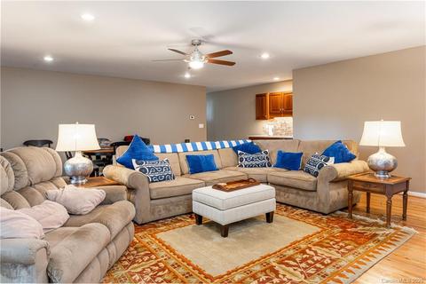 364 Kenmure Dr, Flat Rock, NC 28731 photo 32