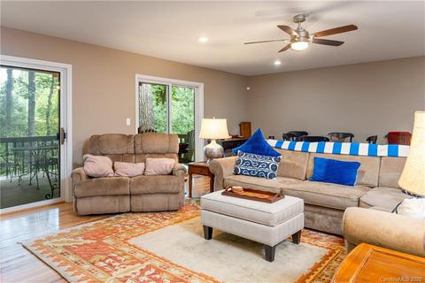 364 Kenmure Dr, Flat Rock, NC 28731 photo 33