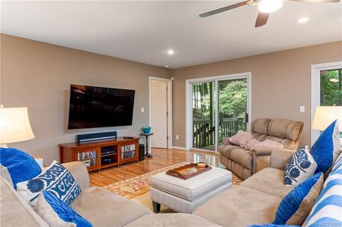 364 Kenmure Dr, Flat Rock, NC 28731 photo 34