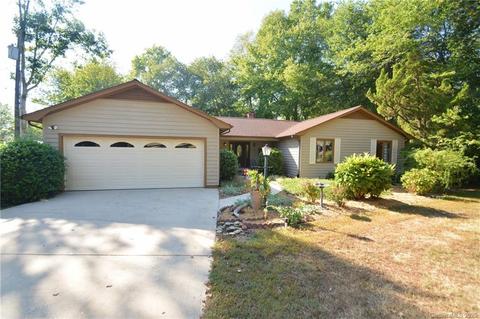 3825 Deer Run, Denver, NC 28037 photo 4