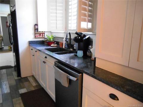 170 Whitney Ave, Tryon, NC 28782 photo 9