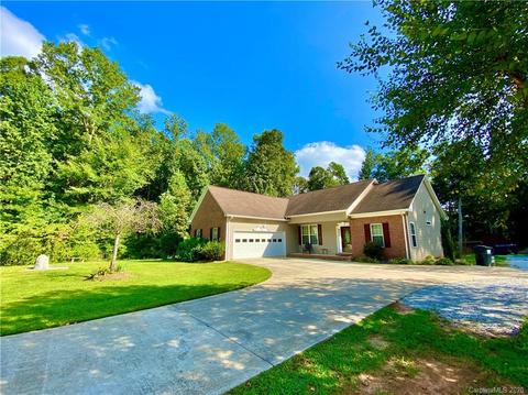 230 Equestrian Dr, Salisbury, NC 28144 photo 3