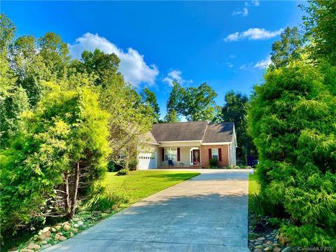 230 Equestrian Dr, Salisbury, NC 28144 photo 1