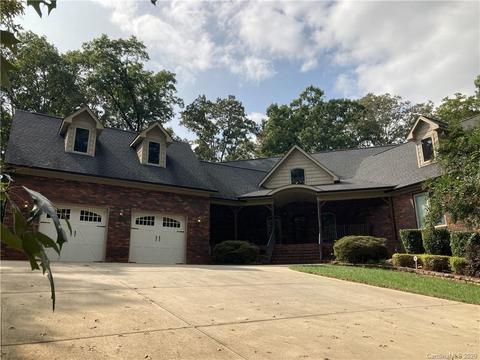 121 Sericea Dr, Mount Pleasant, NC 28124 photo 1