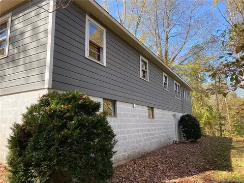 64 Thomas Rd, Old Fort, NC 28762 photo 3
