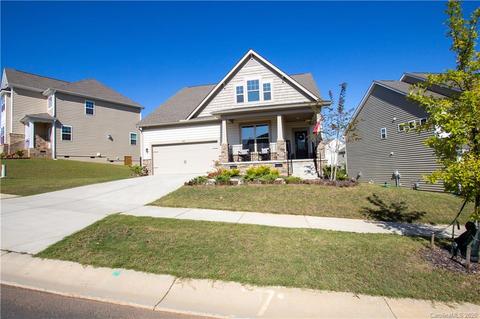 820 Braddock Way, Fort Mill, SC 29715 photo 2