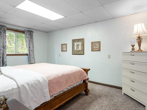 281 Skyway Dr, Marshall, NC 28753 photo 28