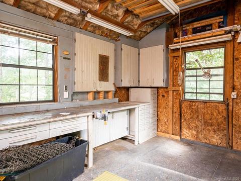 281 Skyway Dr, Marshall, NC 28753 photo 39