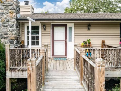 281 Skyway Dr, Marshall, NC 28753 photo 4