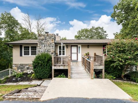 281 Skyway Dr, Marshall, NC 28753 photo 2