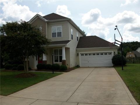 9030 Crusaders Ct, Matthews, NC 28105 photo 2