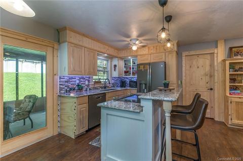 10 Forge Dr, Mills River, NC 28759 photo 9