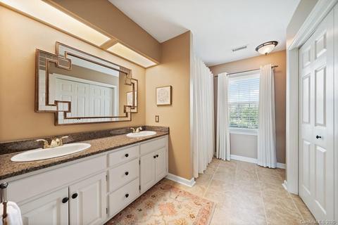 962 38th Ave NE, Hickory, NC 28601 photo 35