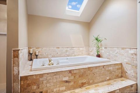 962 38th Ave NE, Hickory, NC 28601 photo 29