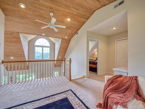 690 Lost Cove Rd, Clyde, NC 28721 photo 25