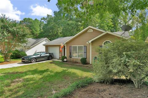 6915 Streamside Dr, Charlotte, NC 28212 photo 3