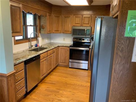 459 Carvers Knob Rd, Spruce Pine, NC 28777 photo 8