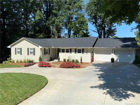 500 Riverside Dr, Morganton, NC 28655 photo 1